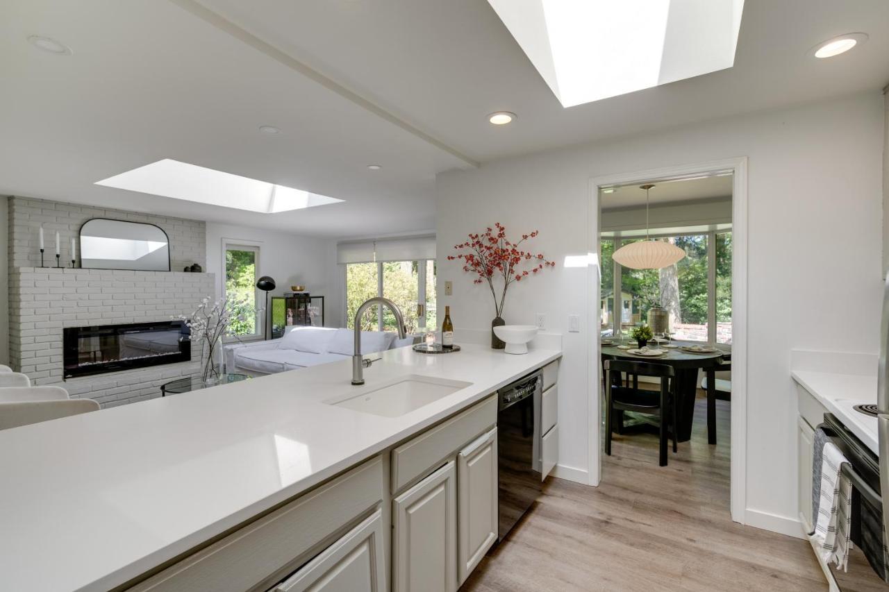 Modern Home 3 Miles To Woodinville Wine Country! Bagian luar foto