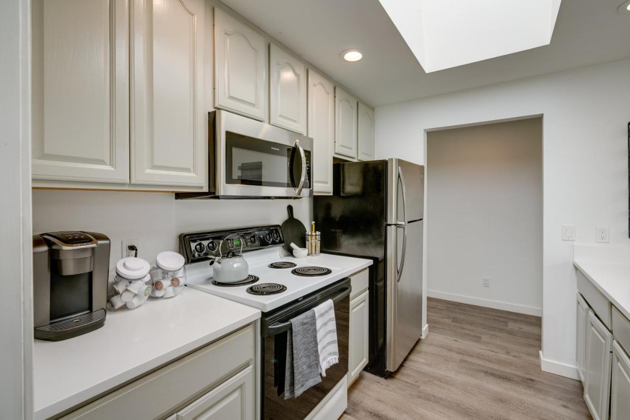 Modern Home 3 Miles To Woodinville Wine Country! Bagian luar foto